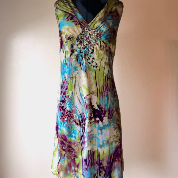 Essentials by Milano Dresses & Skirts - Essentials by Milano woven front dress